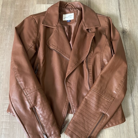 Target Universal Thread Tan Faux Leather Jacket - Picture 1 of 4